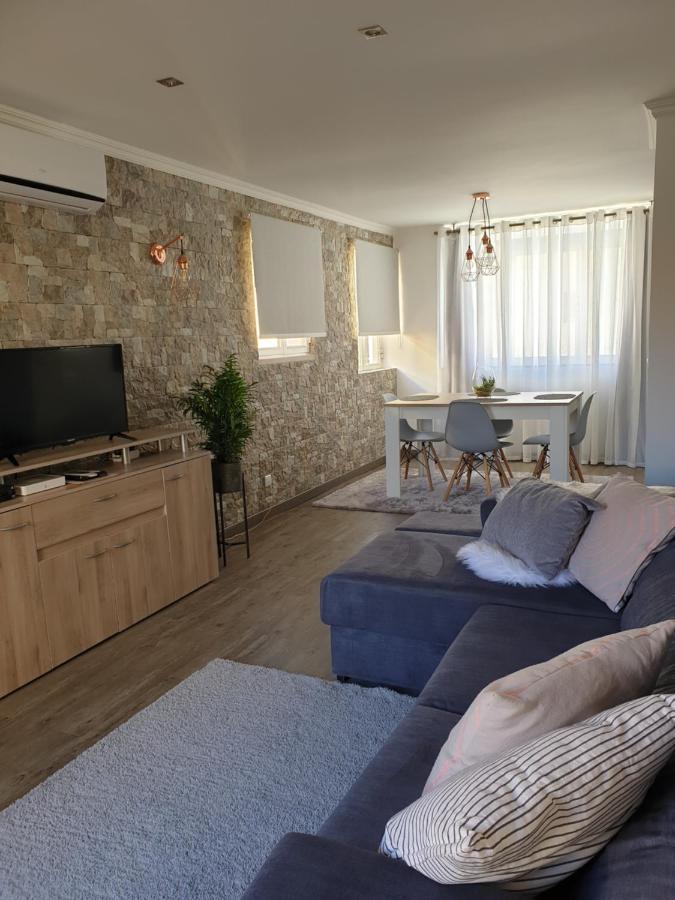 Marina Plaza 2 Apartment Виламура Екстериор снимка